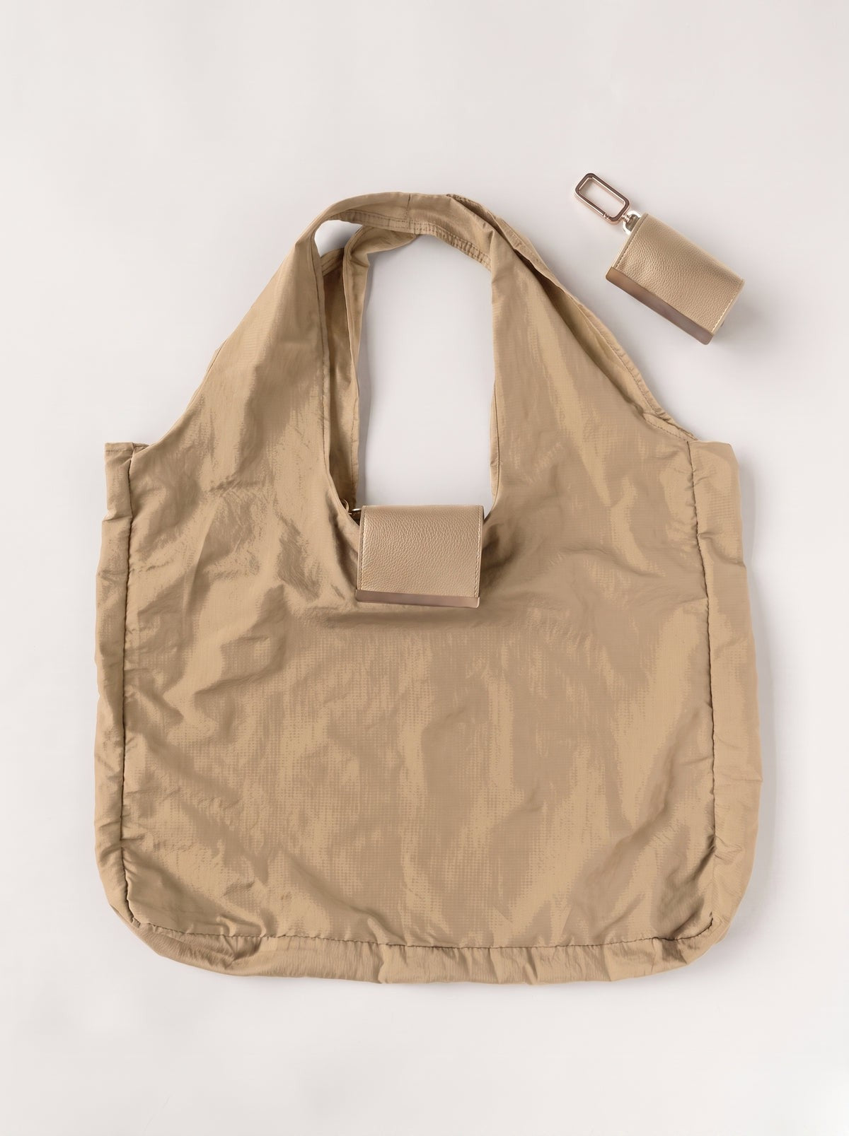 Pochelle keychain tote in Latte